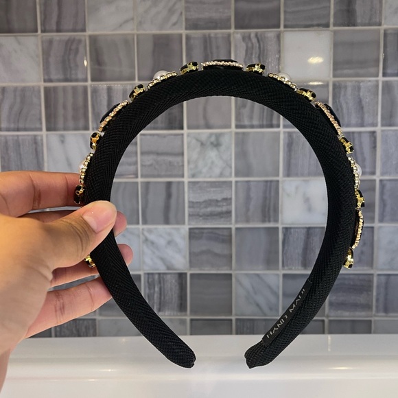COPY - Black jeweled headband - Picture 2 of 4